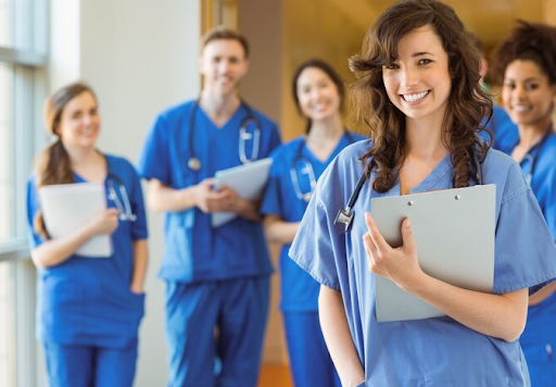 Nursing Careers in UK : Qualifications and Compensation Basics